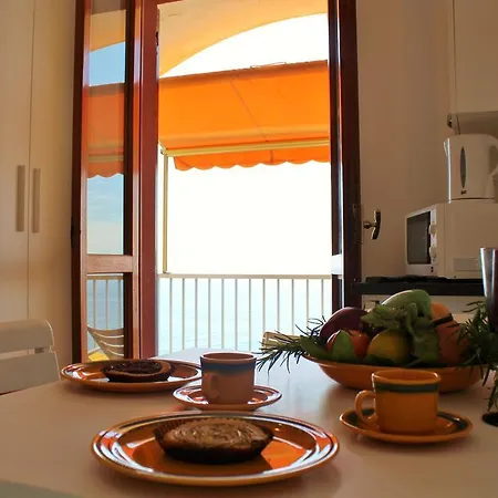House Scirocco By Holiday World Moneglia