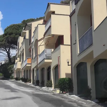 House Scirocco By Holiday World